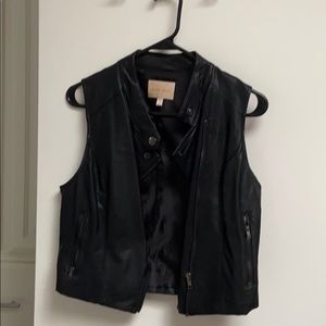 Black vest!